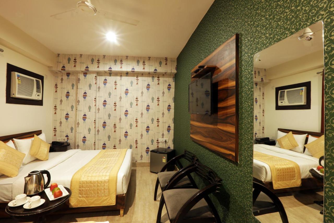 Hotel Classic Plaza At Delhi Airport Új-Delhi Kültér fotó